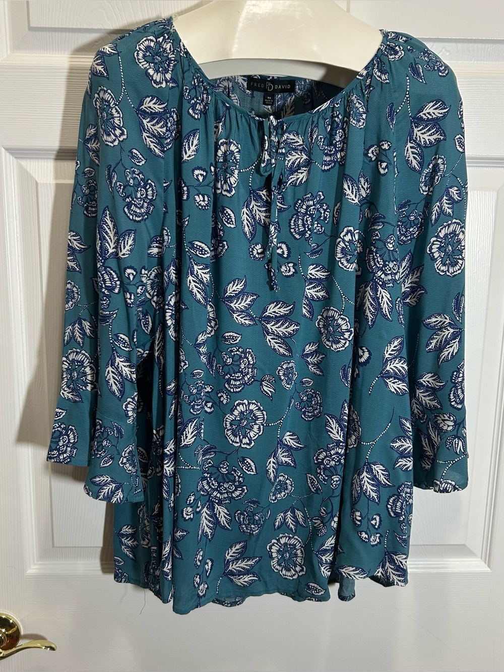Fred David Teal Floral Peasant Top with Navy & White Accents